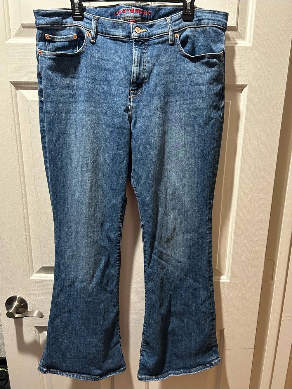 Lucky Brand Plus Size Mid-Rise Bootcut Leg Jeans in Blue Waist 18/34 Regular
